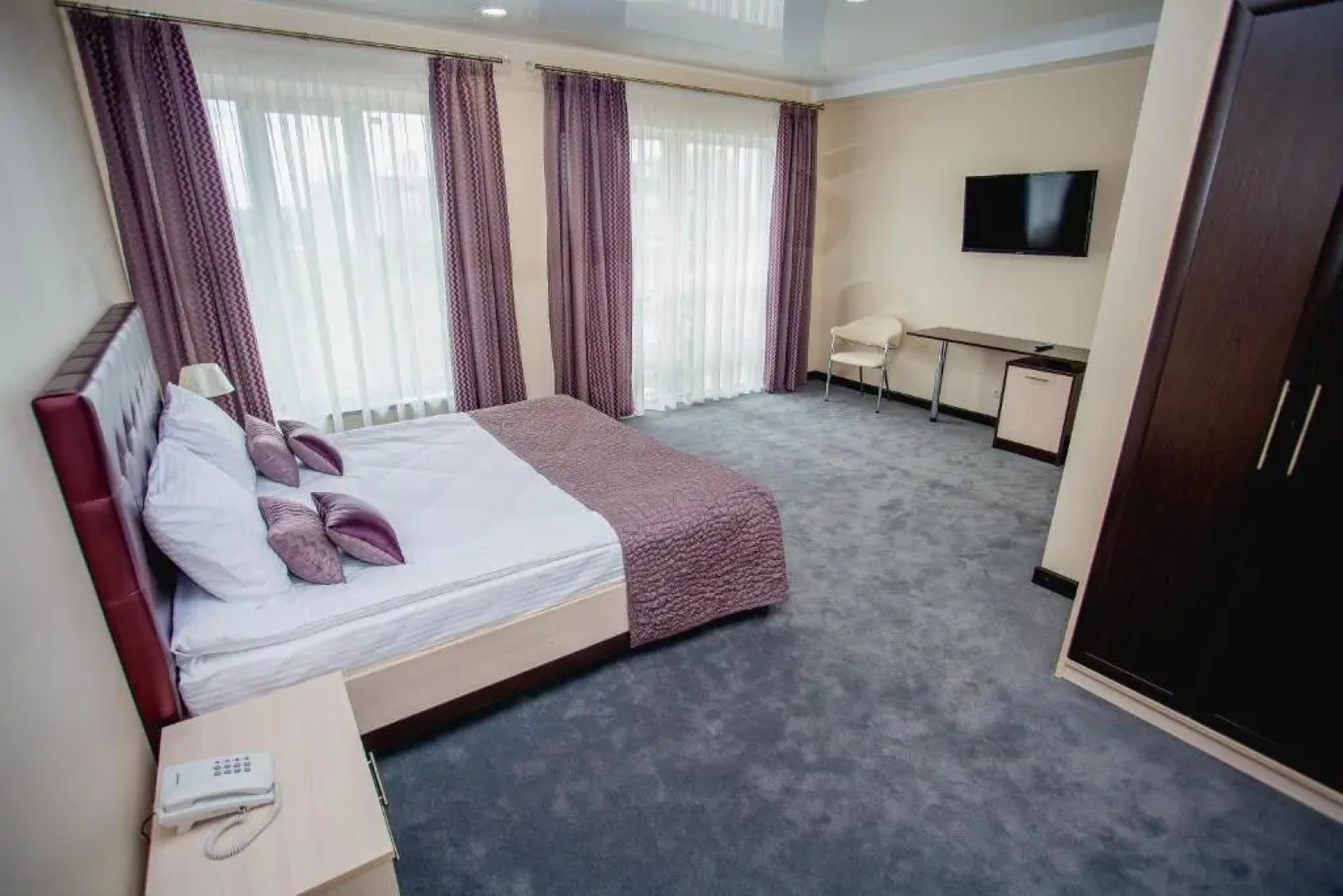 Отель Alex Aqua