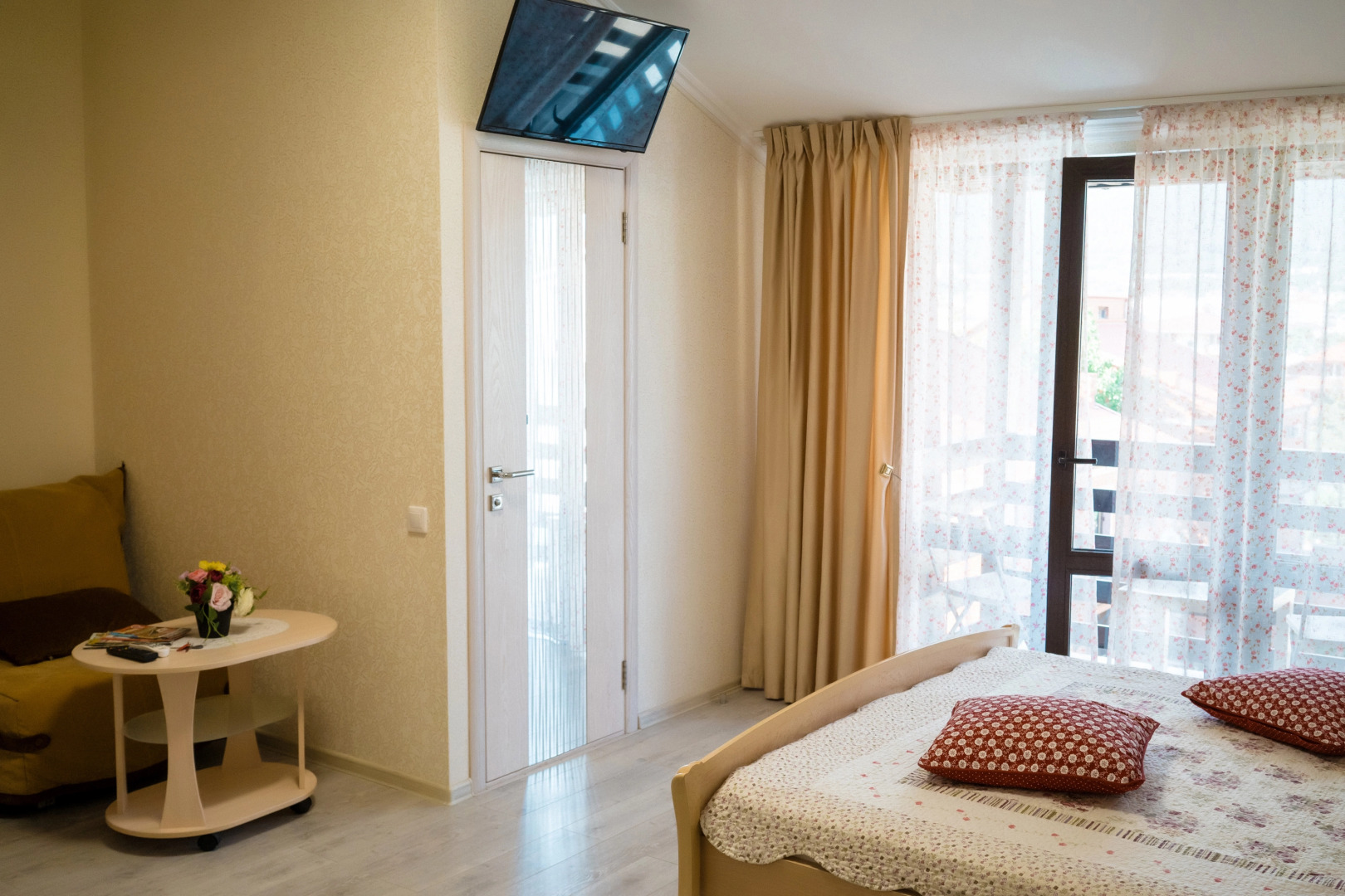 Гостевой дом Цветочный рай