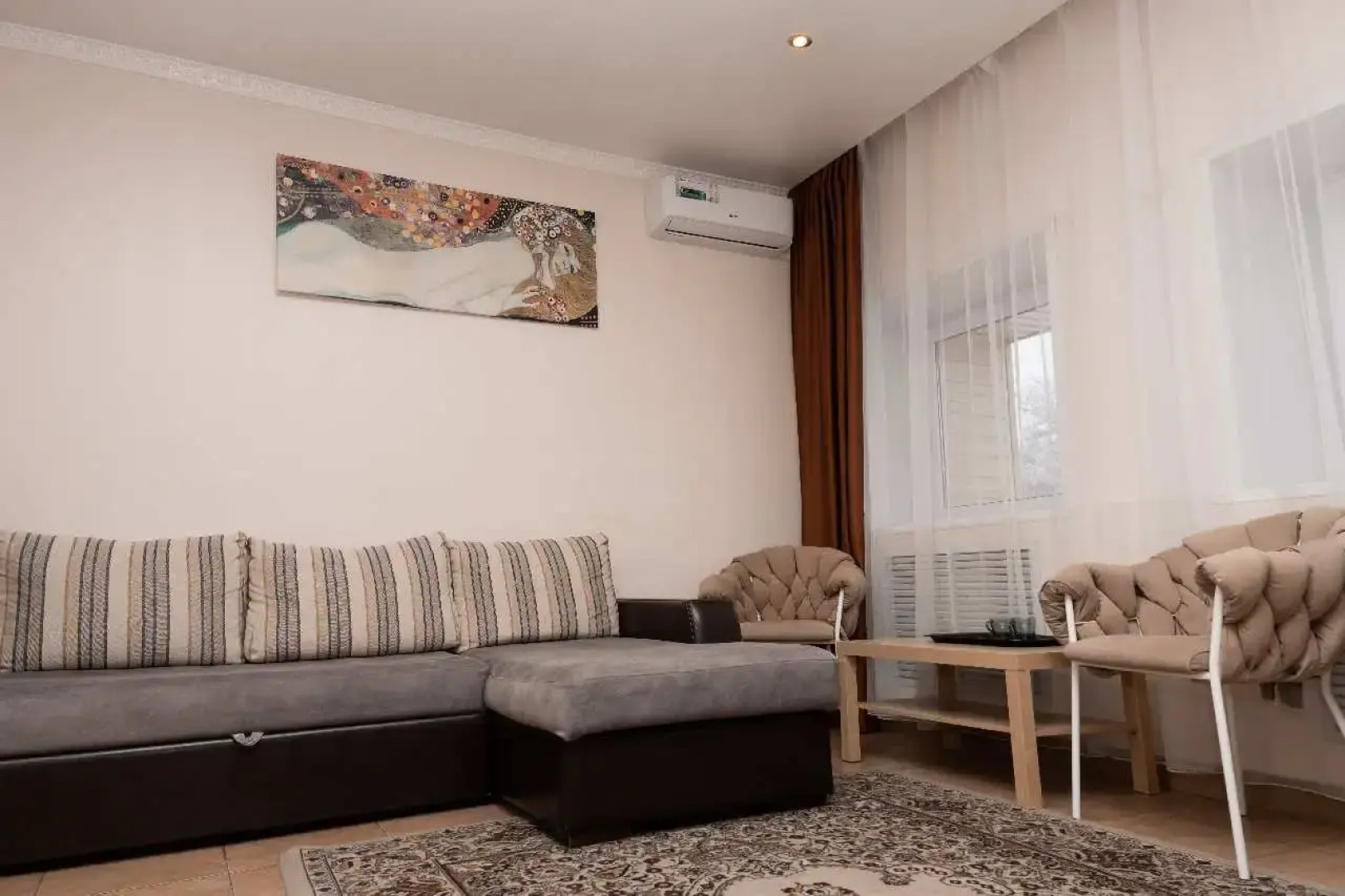 Отель Надежда