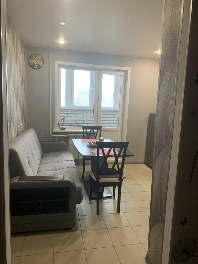 Квартира с Балконом Комсомольская 106