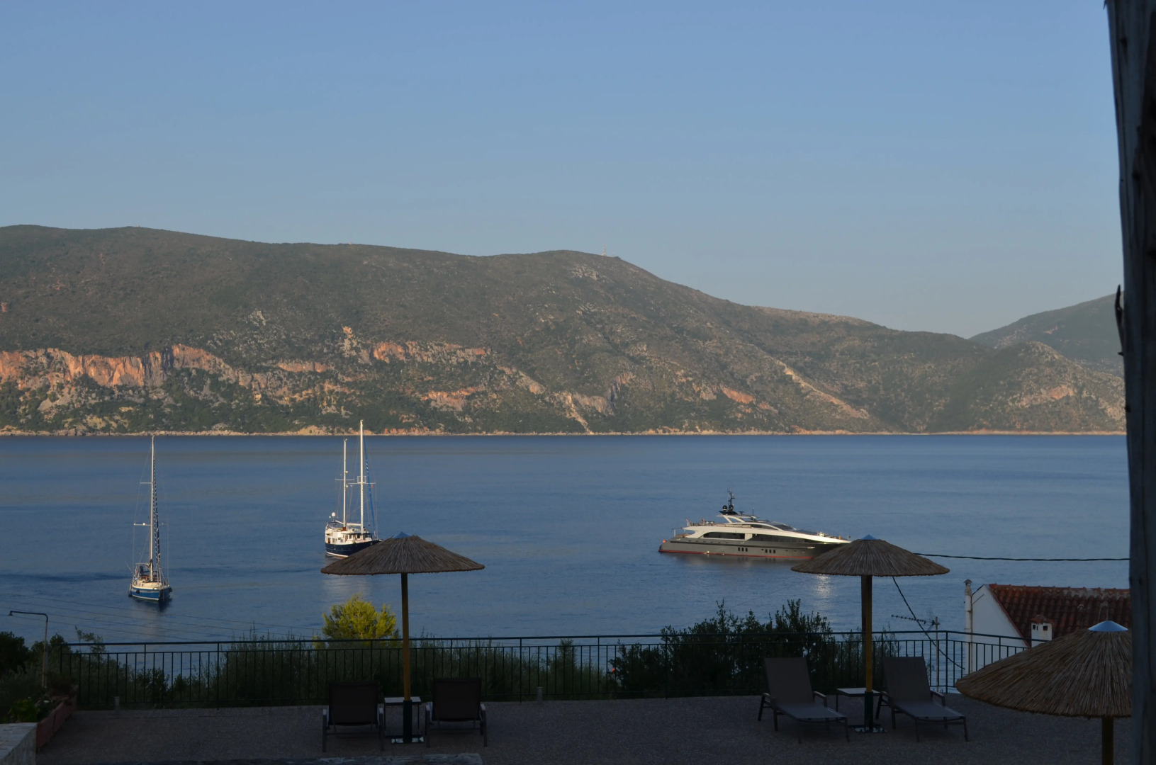 Апартаменты Martini Waterfront Suites