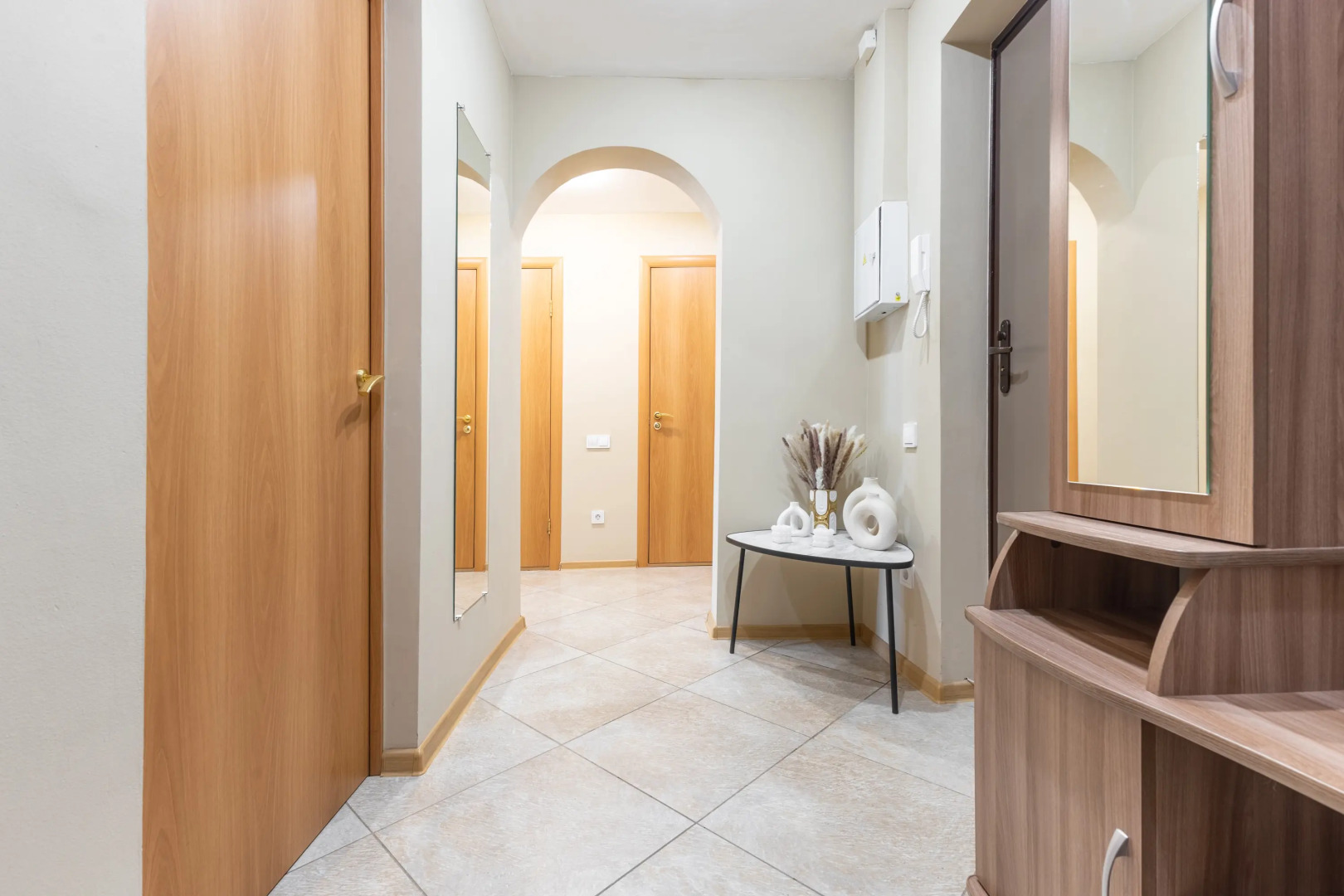 Апартаменты Комфорт на Амирхана Еники 4