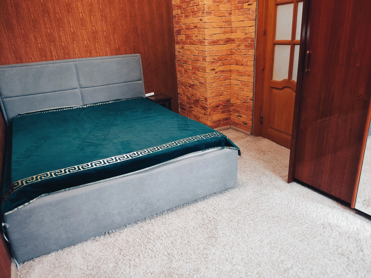 Двухкомнатная  квартира в Центре на Рожанского