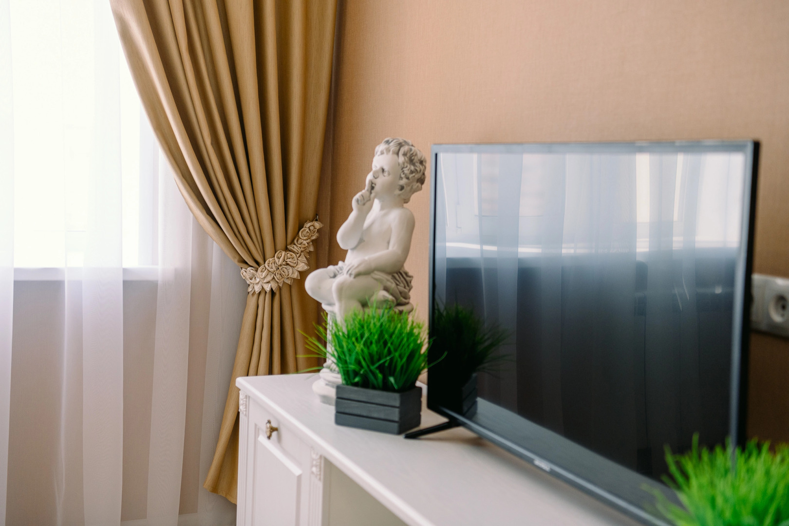 Апартаменты Любимый дом на Антонова 74