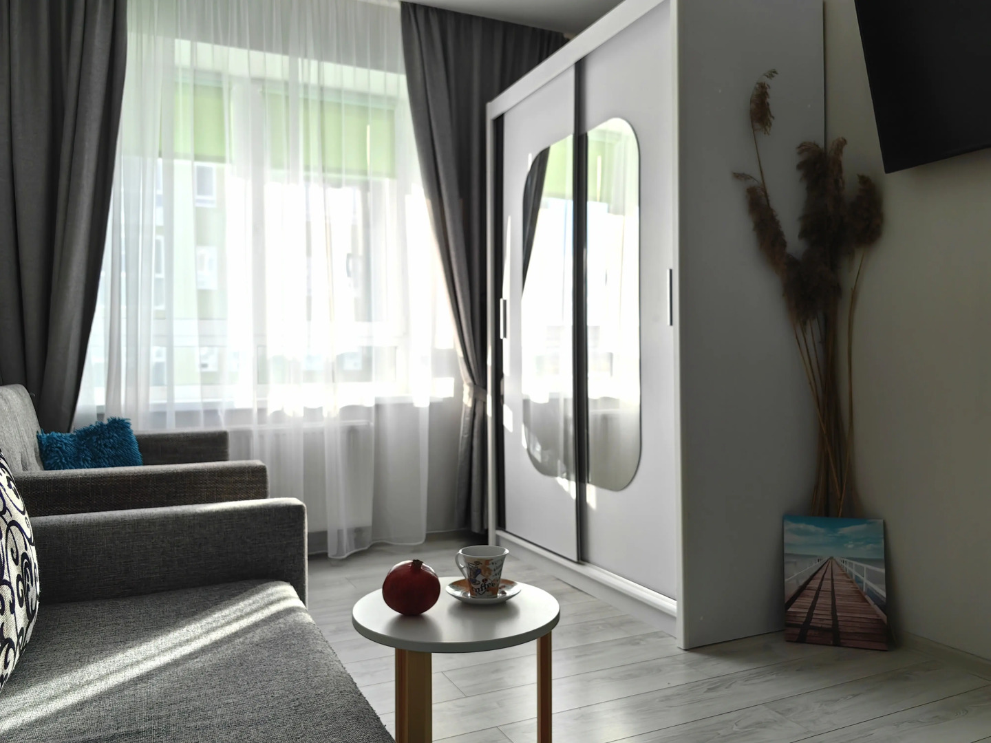 Апартаменты Стоп.Снято! С лоджией Акварель