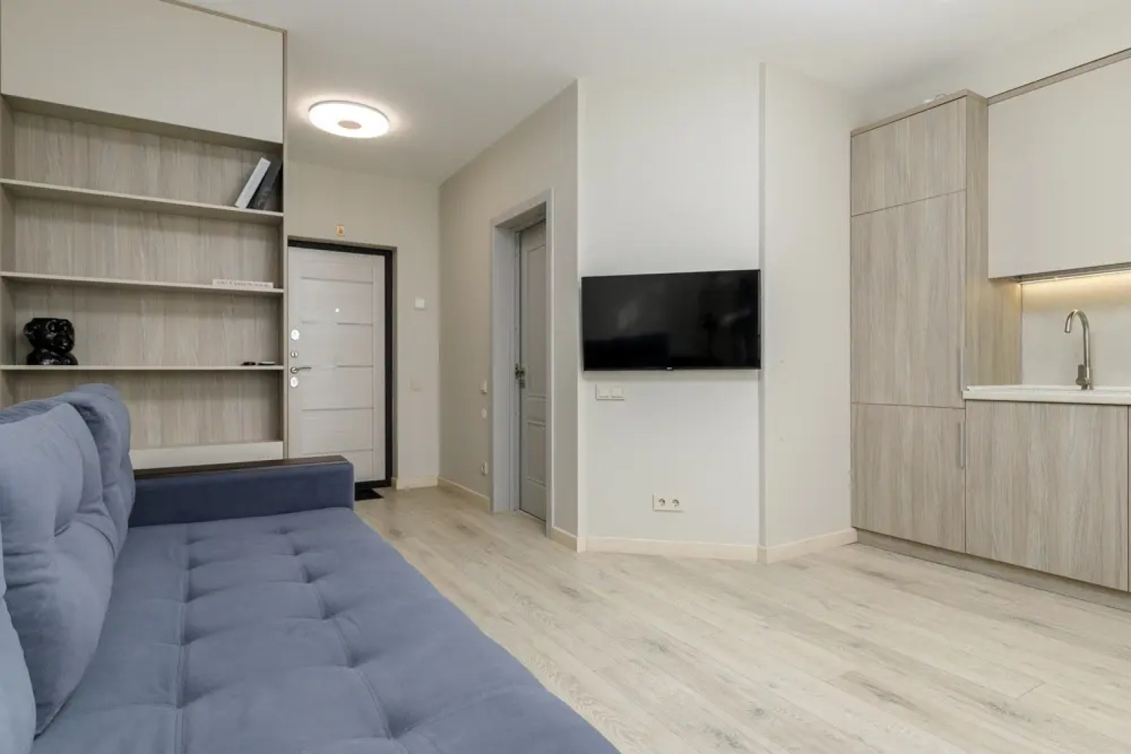 Апартаменты GeoApart Цветочная 30 1