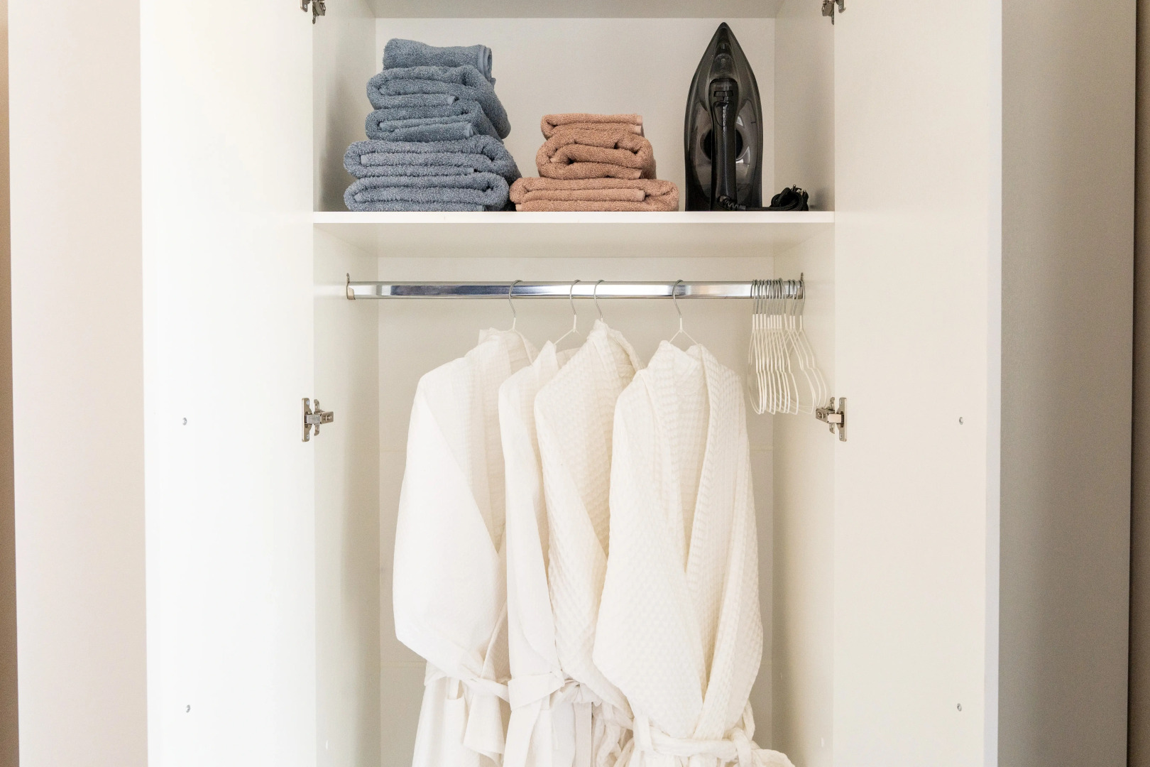 Апартаменты Сияние УК Атмосфера с видом на горы