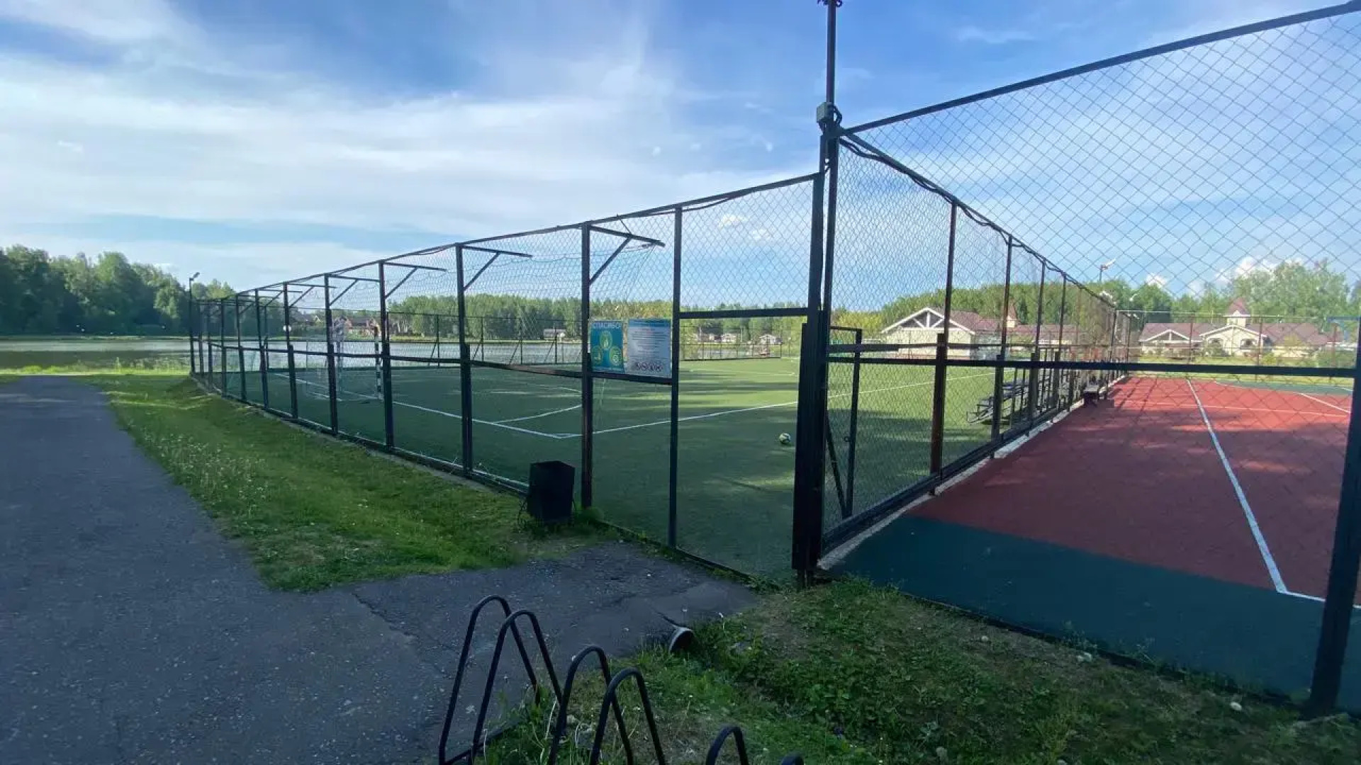 Частный дом Дом в Лесных озерах