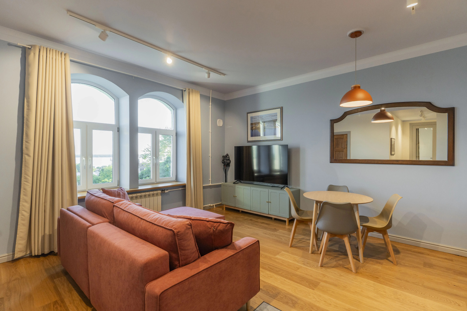 Апартаменты на ул. Сторожевой Башни "Закат"