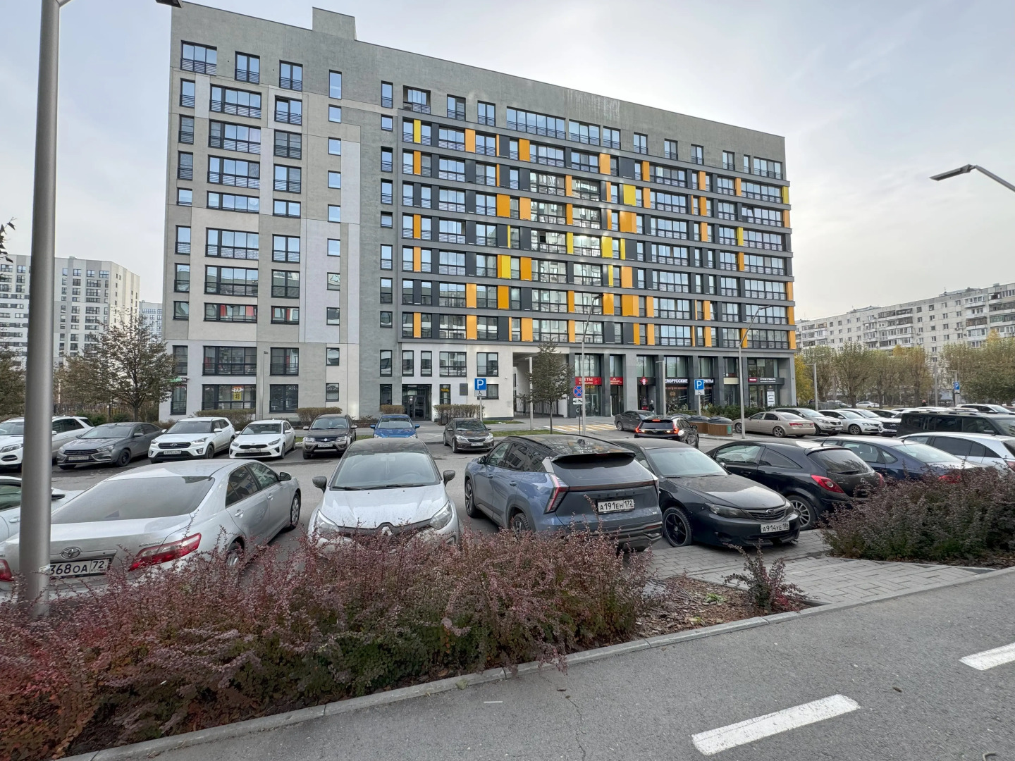 Апартаменты Четырехместная дизайнерская квартира в ЖК "Новин"