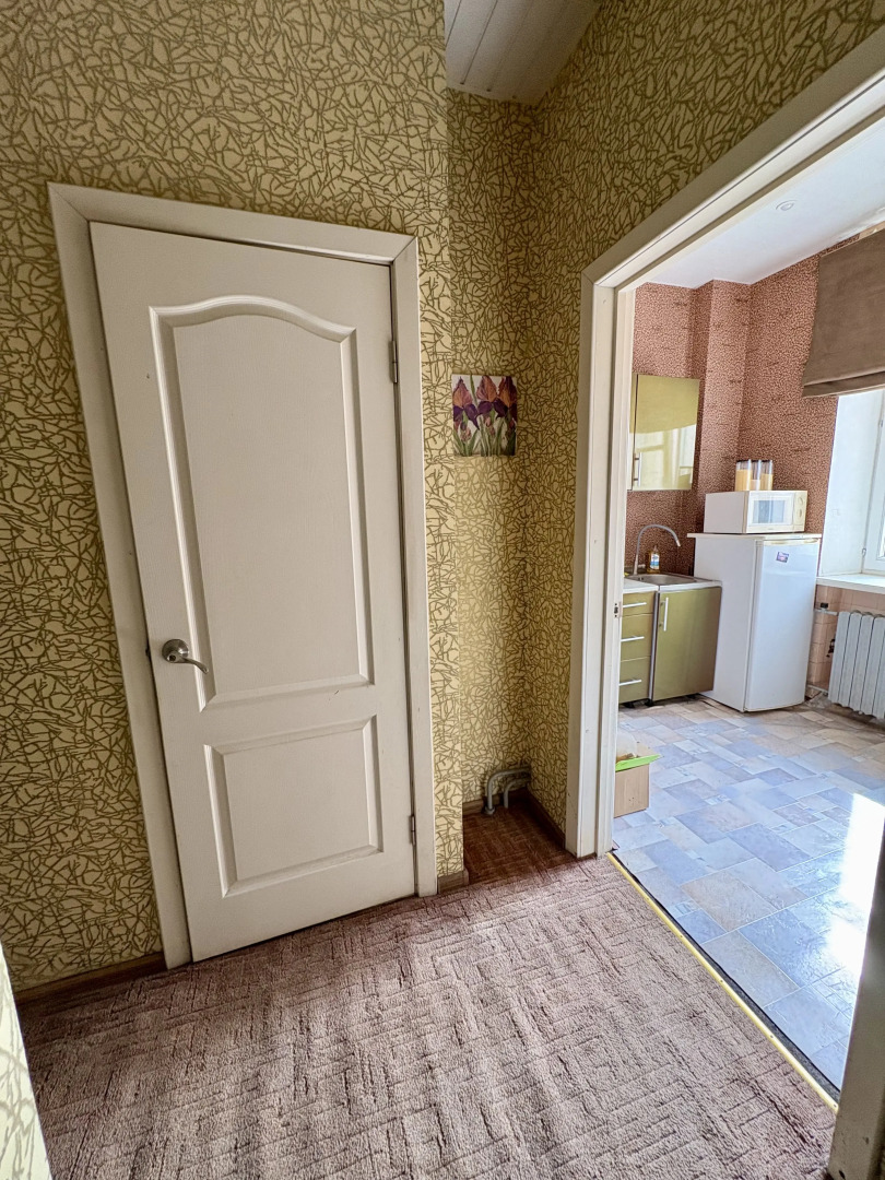 Квартира 2-к напротив вокзала в историческом доме