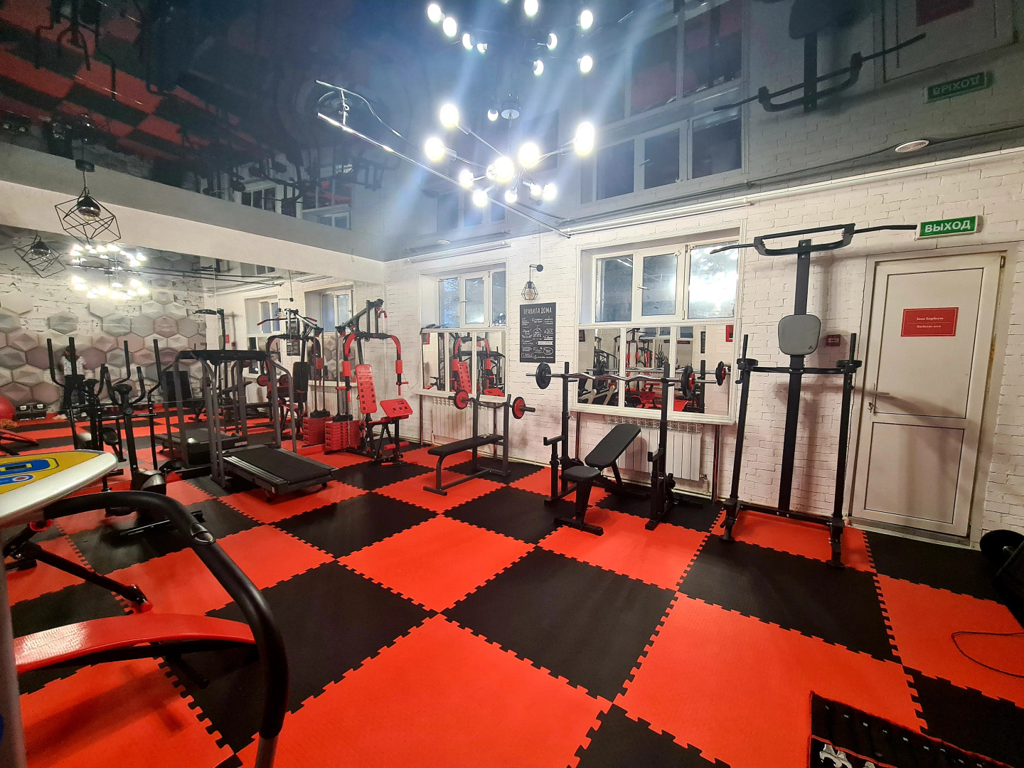 Отель Гостиничный Комплекс Алмаз