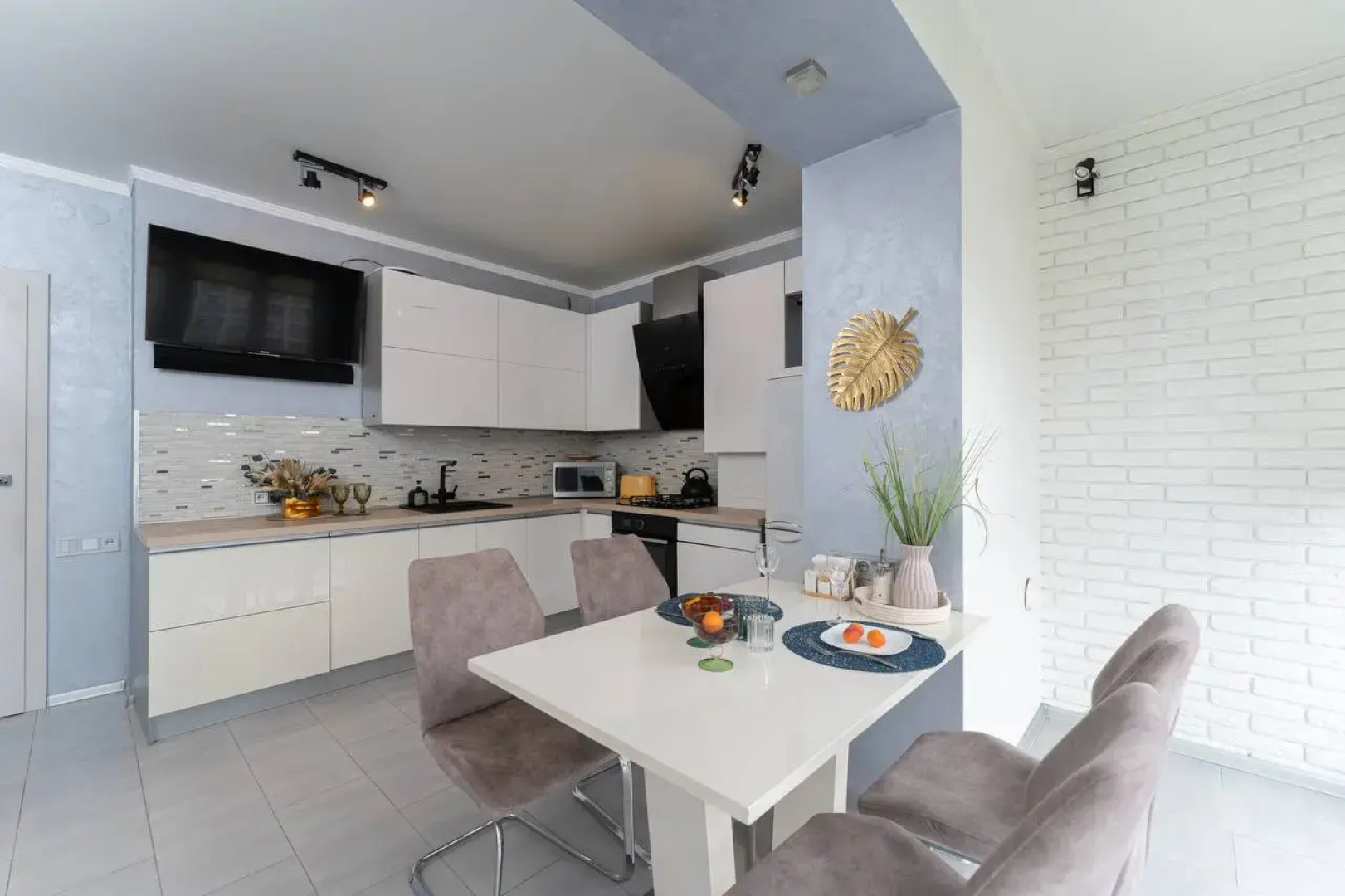 Квартира Просторная Уютная на Юбилейной в Калининграде