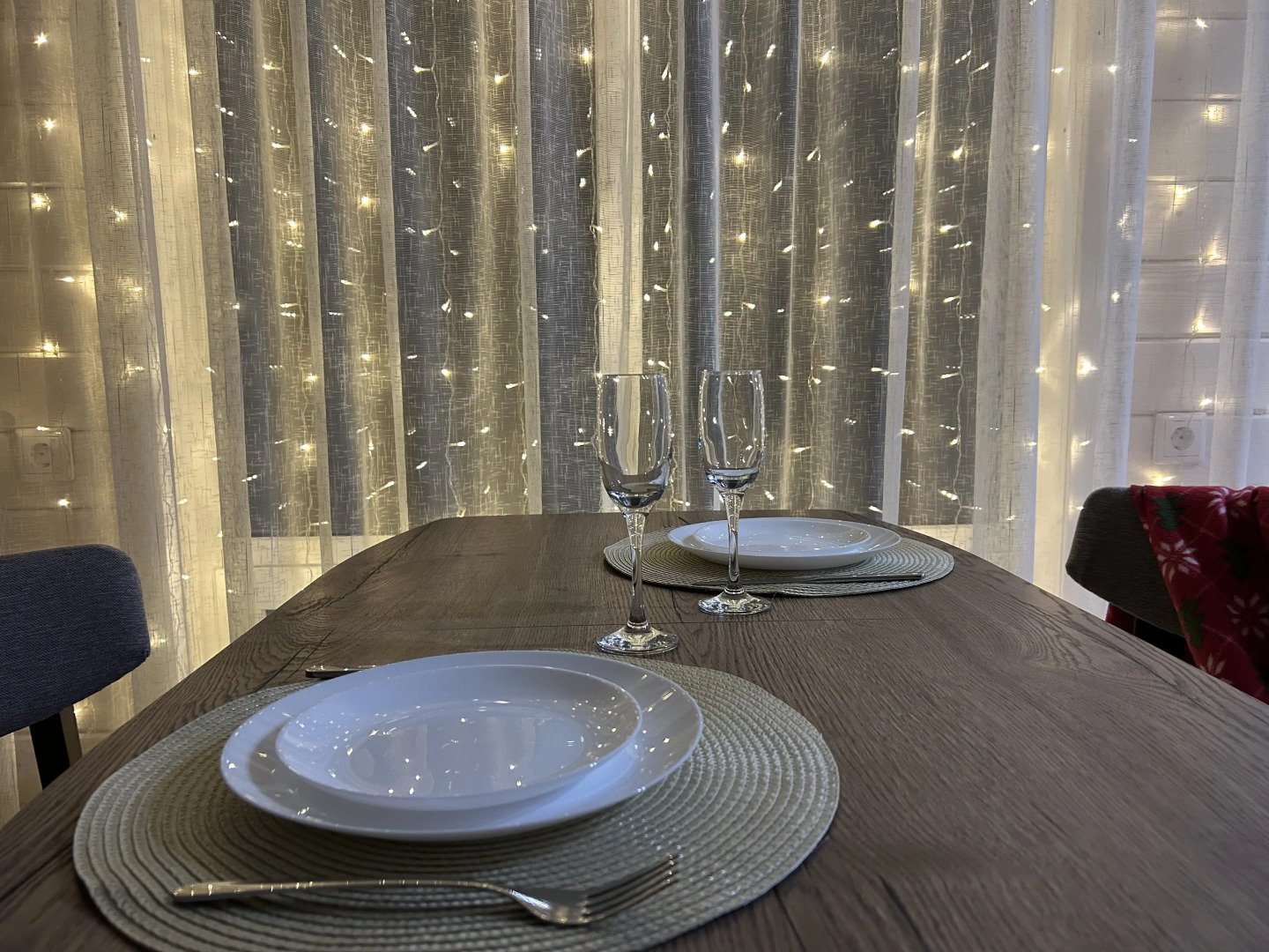 Частный дом на берегу реки