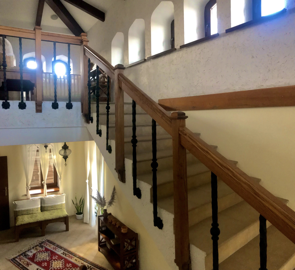 Отель Джеваль