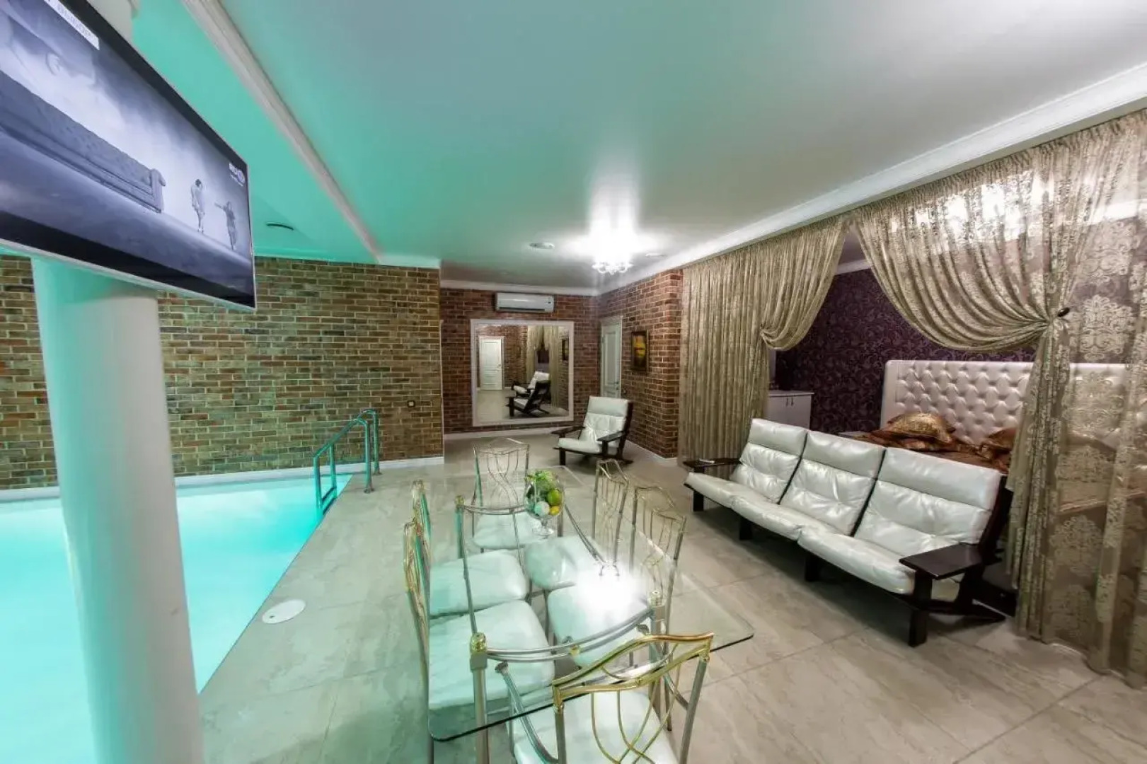 Отель Rest House