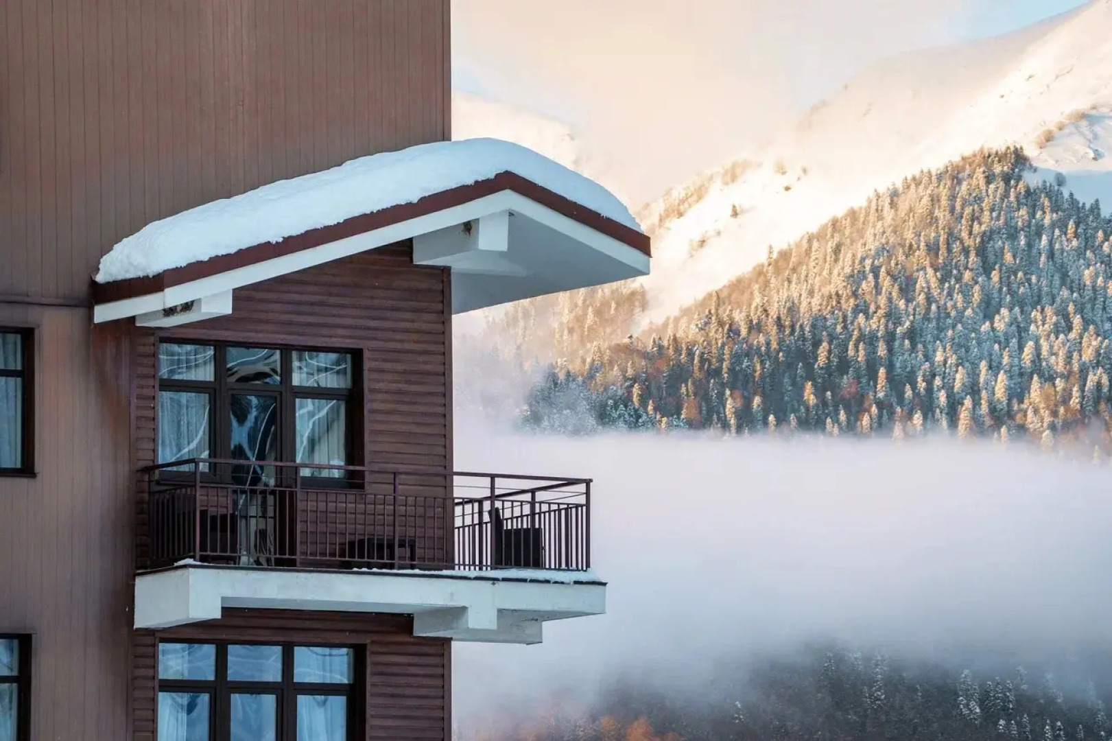 Отель Ski Inn SPA Hotel Rosa Khutor