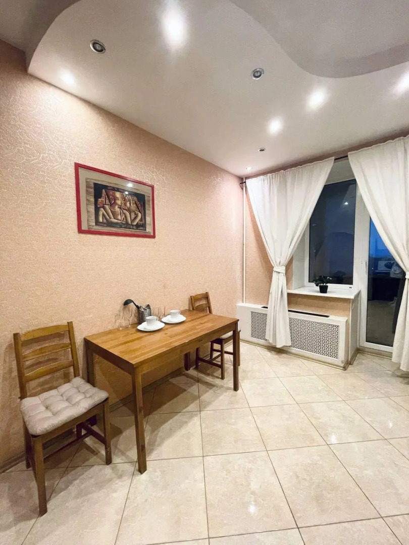 Апартаменты MAXI (Макси) на улице Колхозная 18