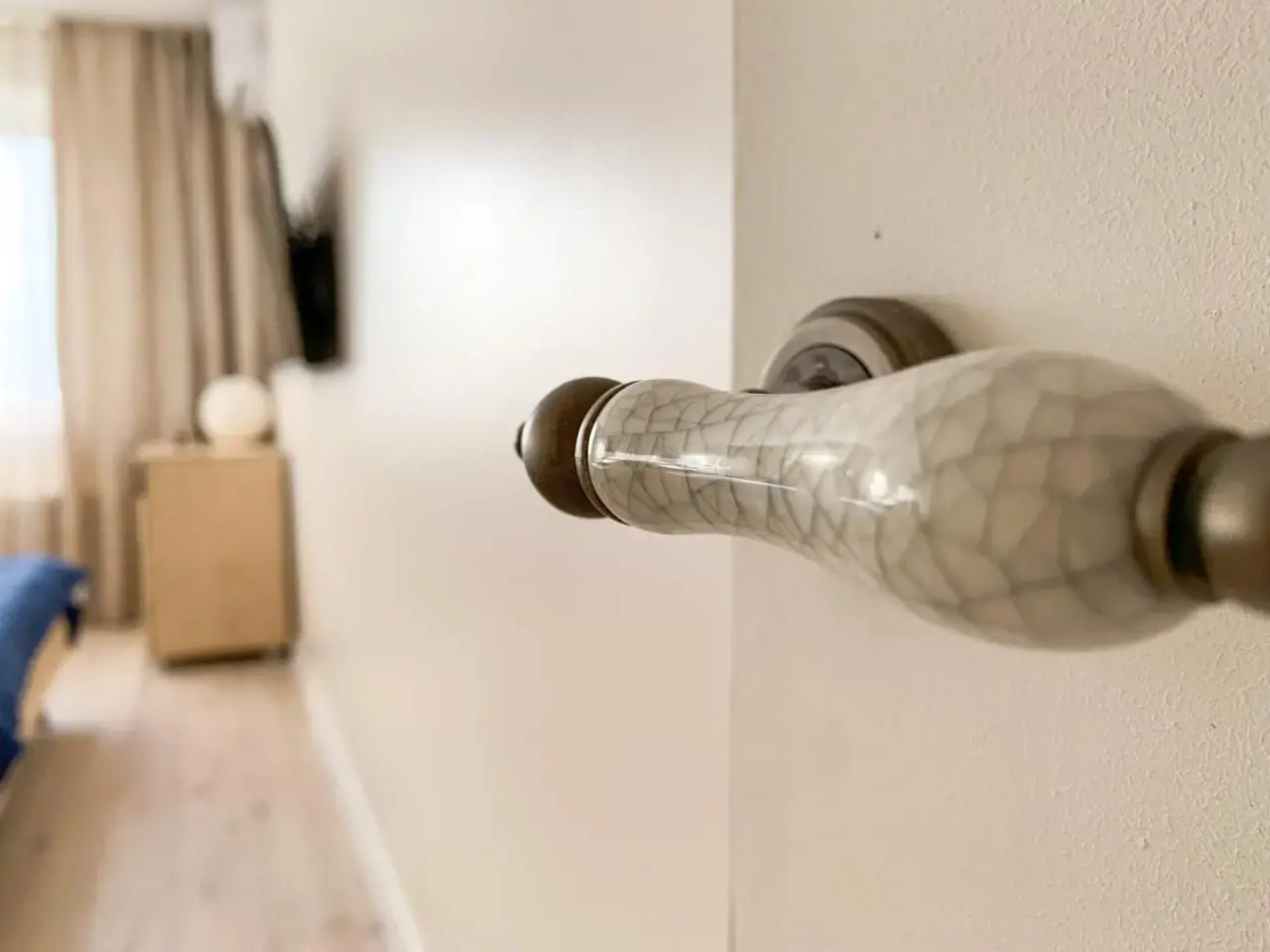 Квартира на Тополиной аллее с просторной кухней