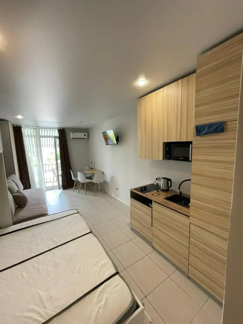 Квартира Deluxe Студия в Сочи , Красная, д. 27