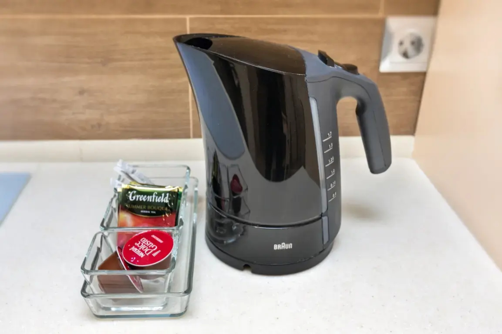 АПАРТАМЕНТЫ REHOME24 на 20 этаже c балконом