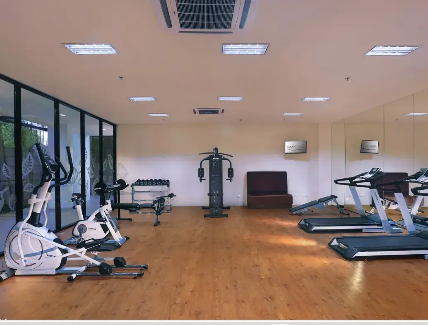 Отель Aston Bojonegoro City Hotel
