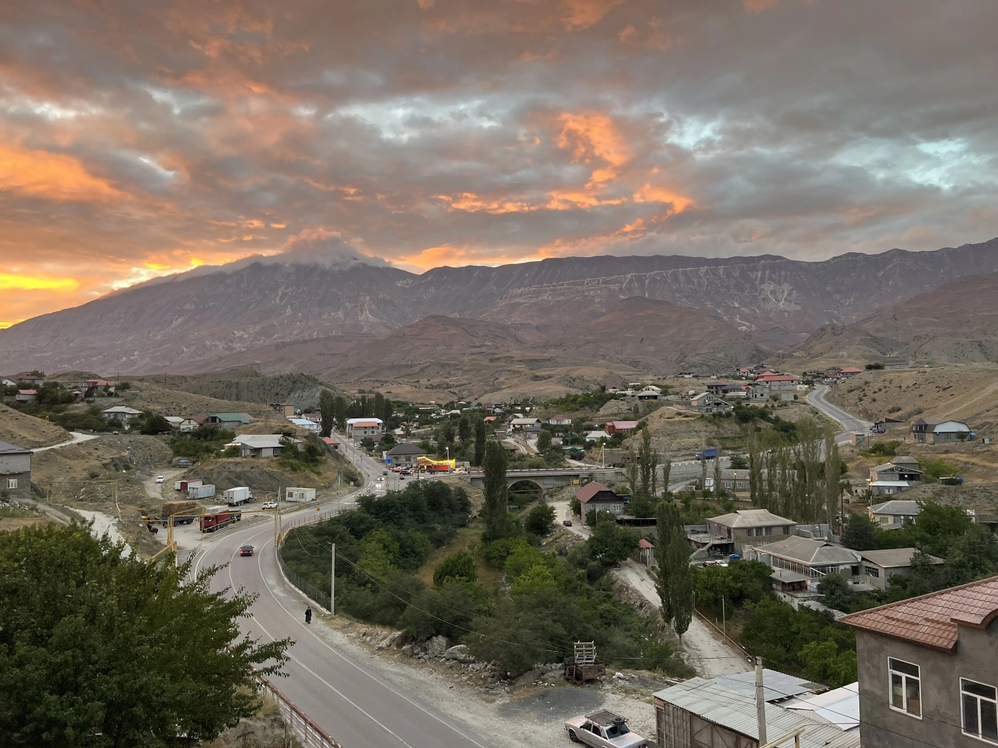 Апартаменты ЧОХ пространство и история в Ботлихе