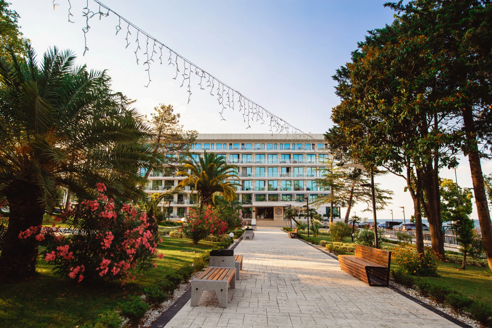 Отель курортный Лучезарный Резорт