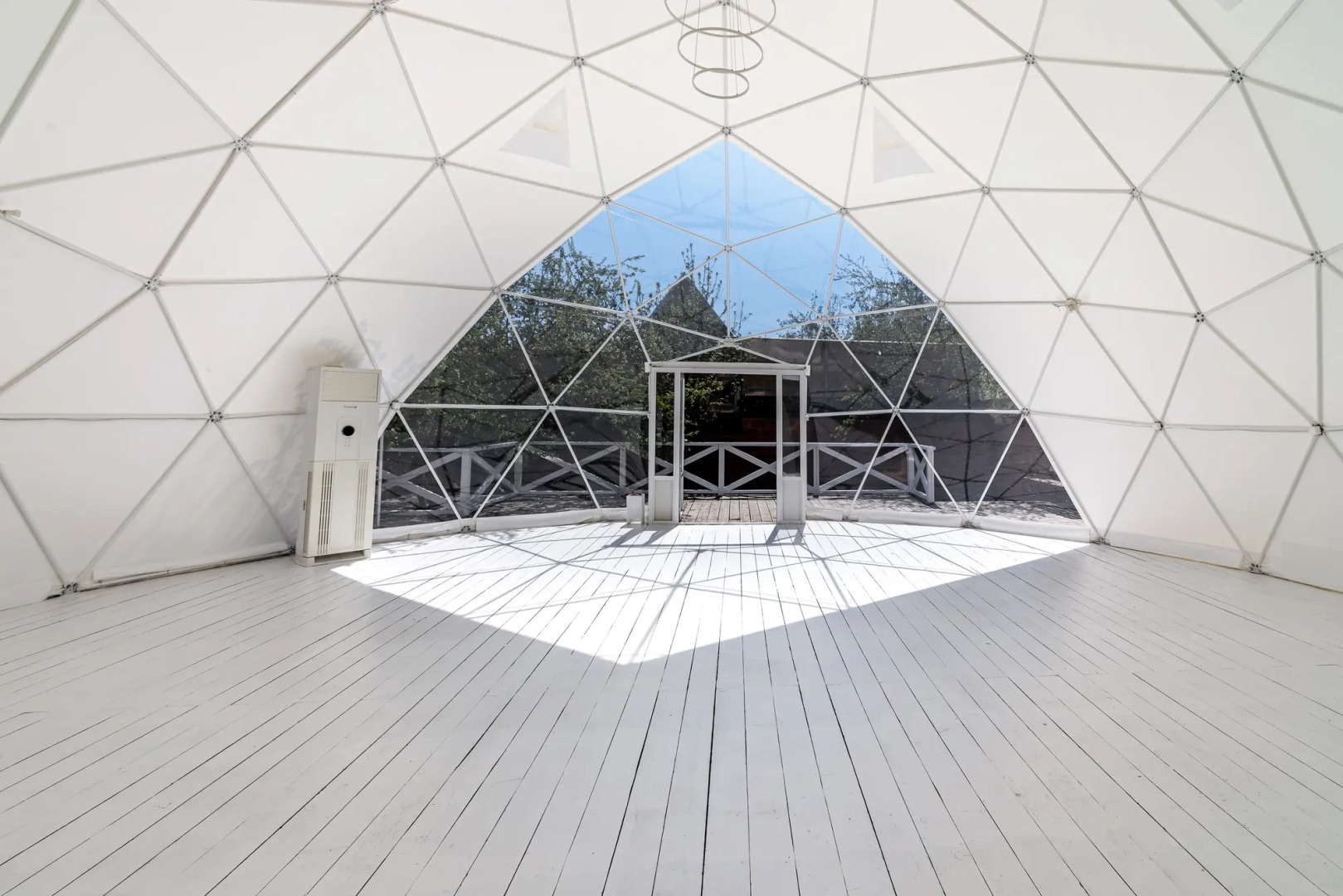 Замок Anstar House Vatutinki