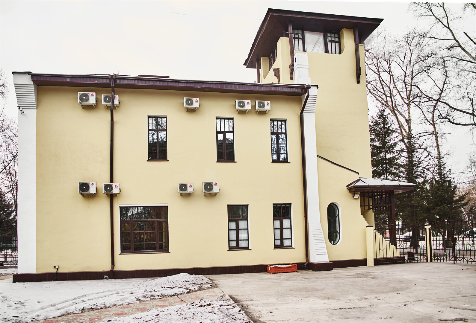 Отель Империал