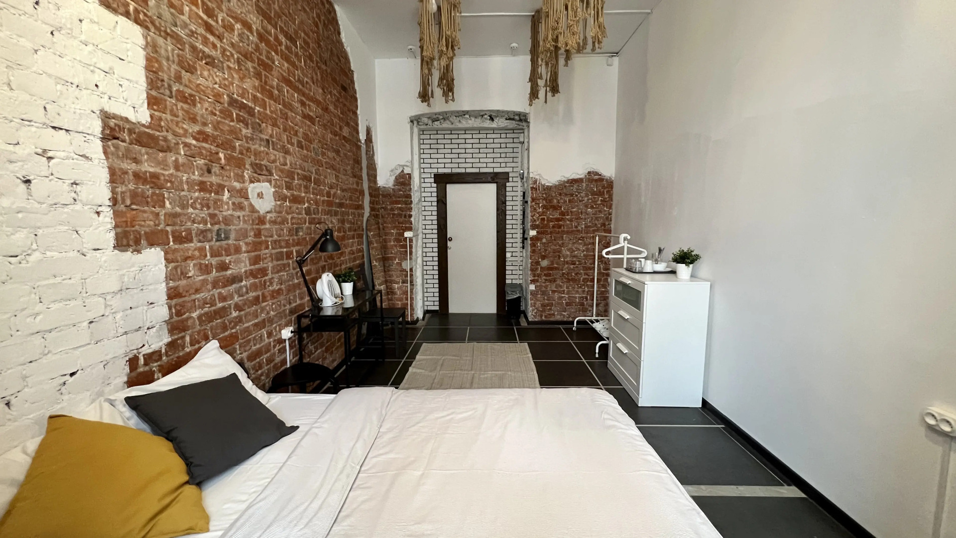 Меблированные Комнаты в доме Булгакова (4)