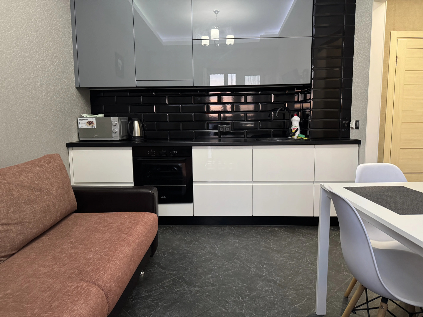 Апартаменты на Лидской 3А