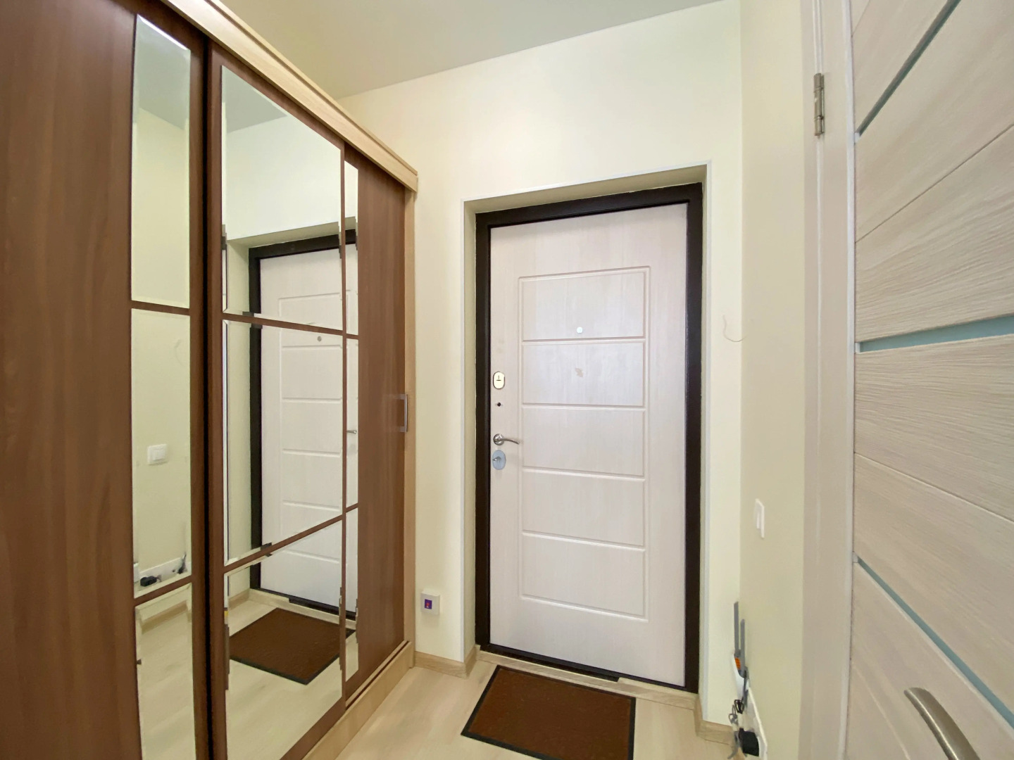 Апартаменты на улице Нейбута 4А 9 этаж