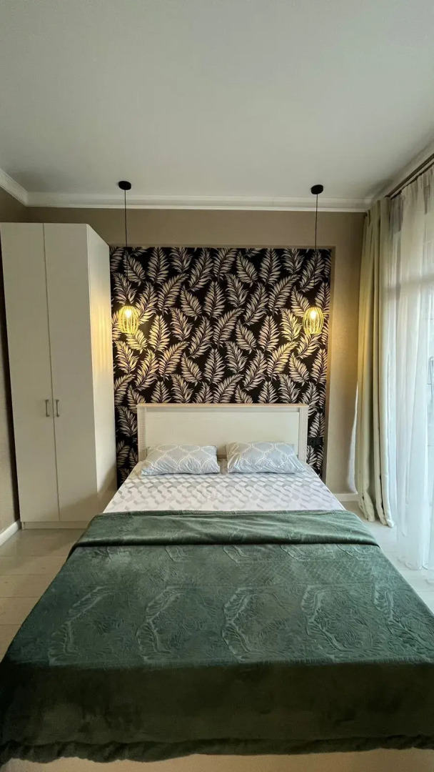 Апартаменты Евро 2-ком с балконом возле моря в центре Адлера Ajax