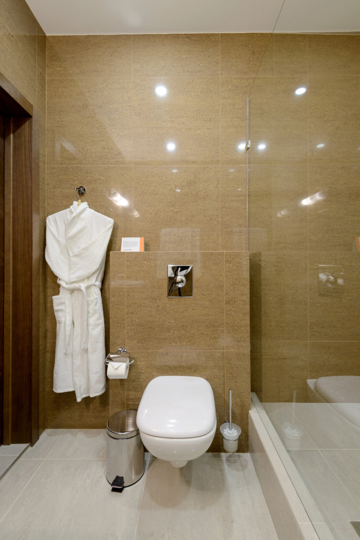 Отель PARK WOOD HOTEL