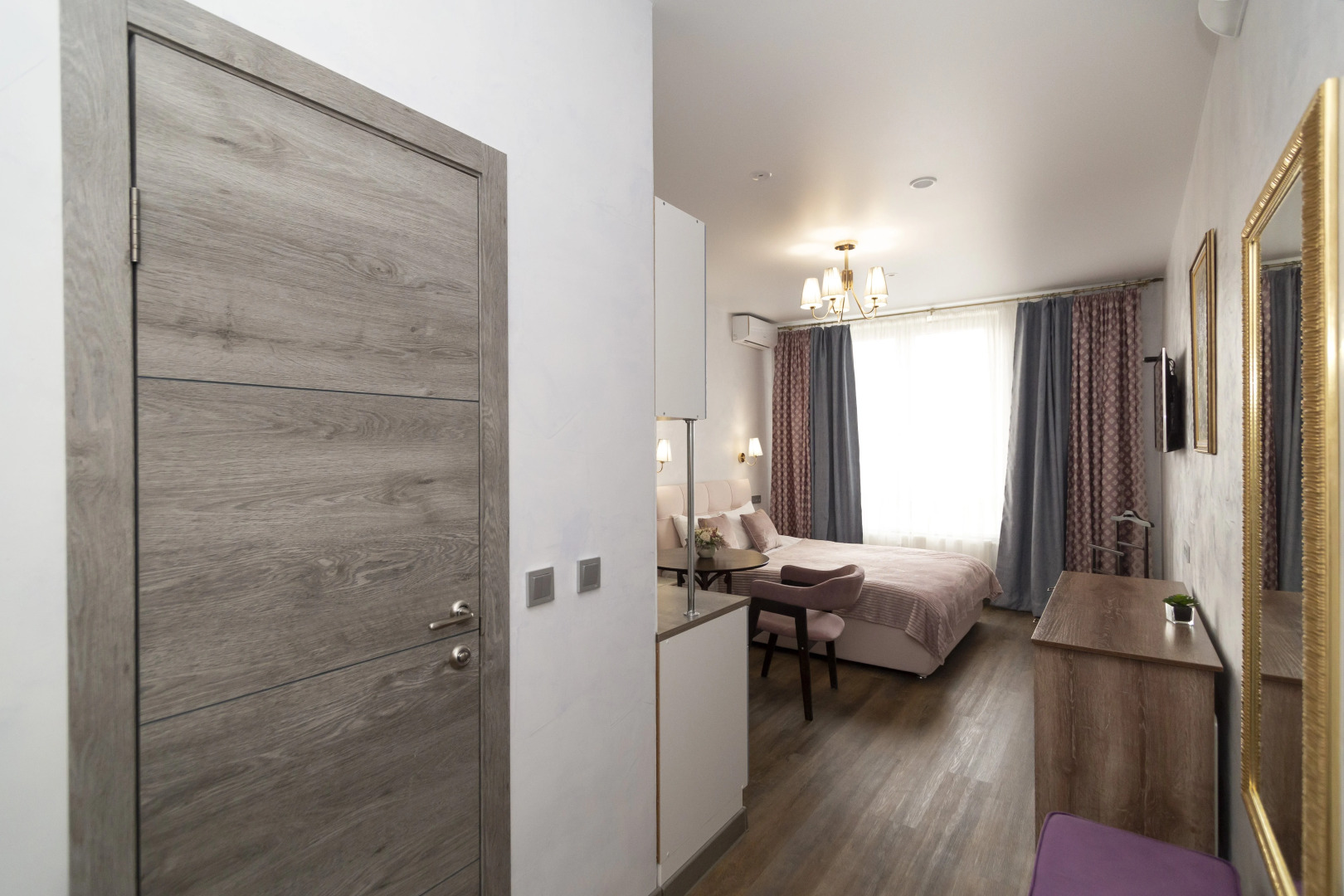 Апартаменты ДзенХоум Весна 1128