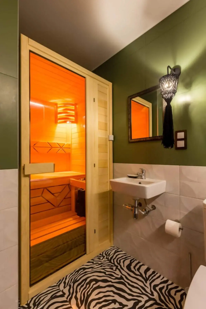 Апартаменты с Сауной и Джакузи Сафари