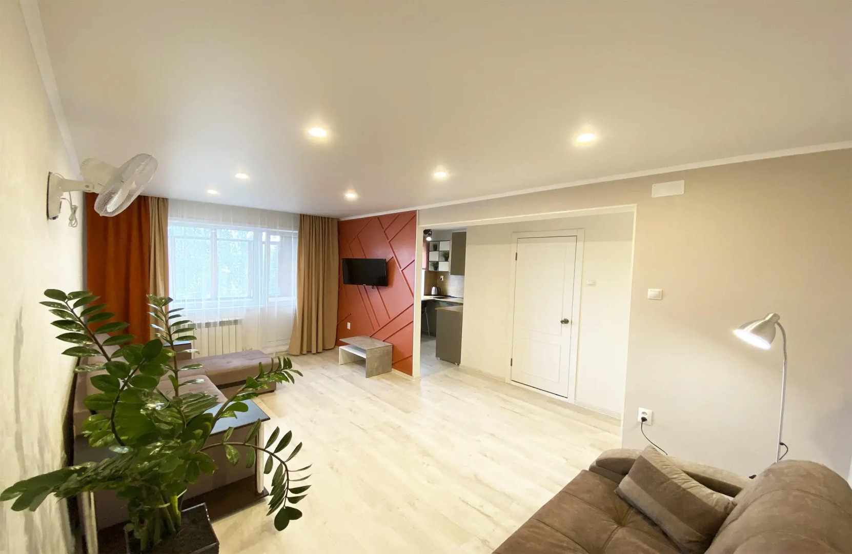 Апартаменты Добрые Сутки на Мухачева 133/2-49