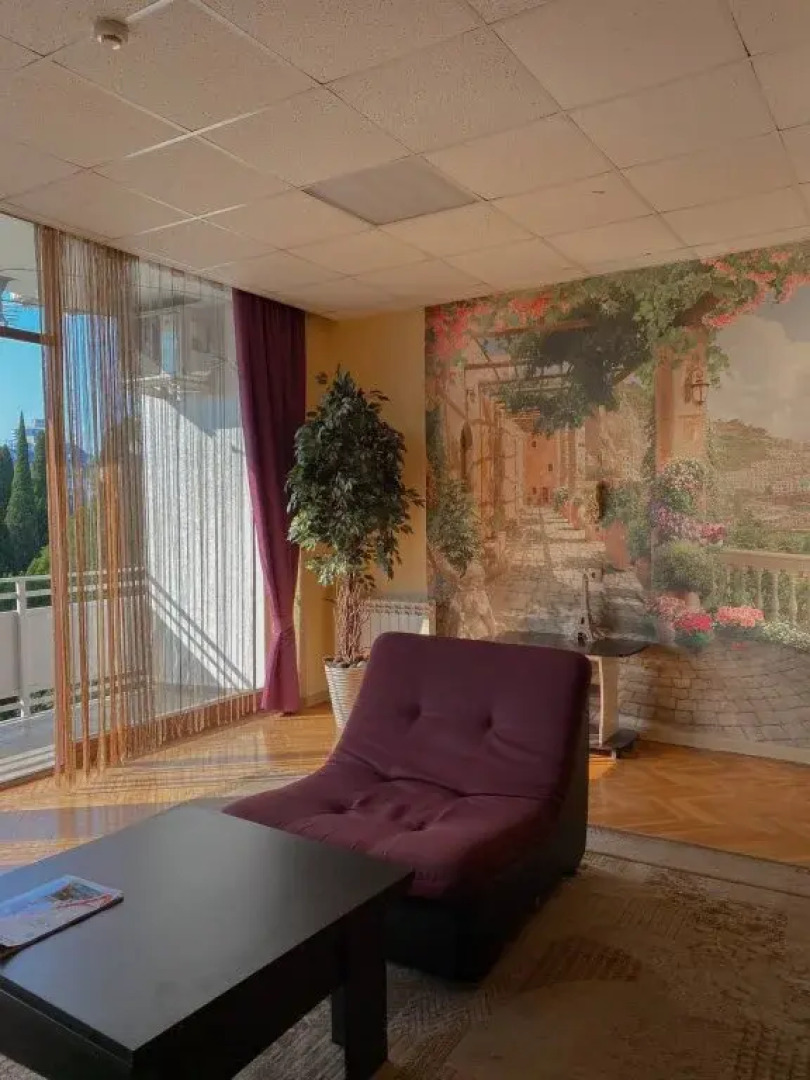 Апартаменты Светлана-Центр с видом на море и восток