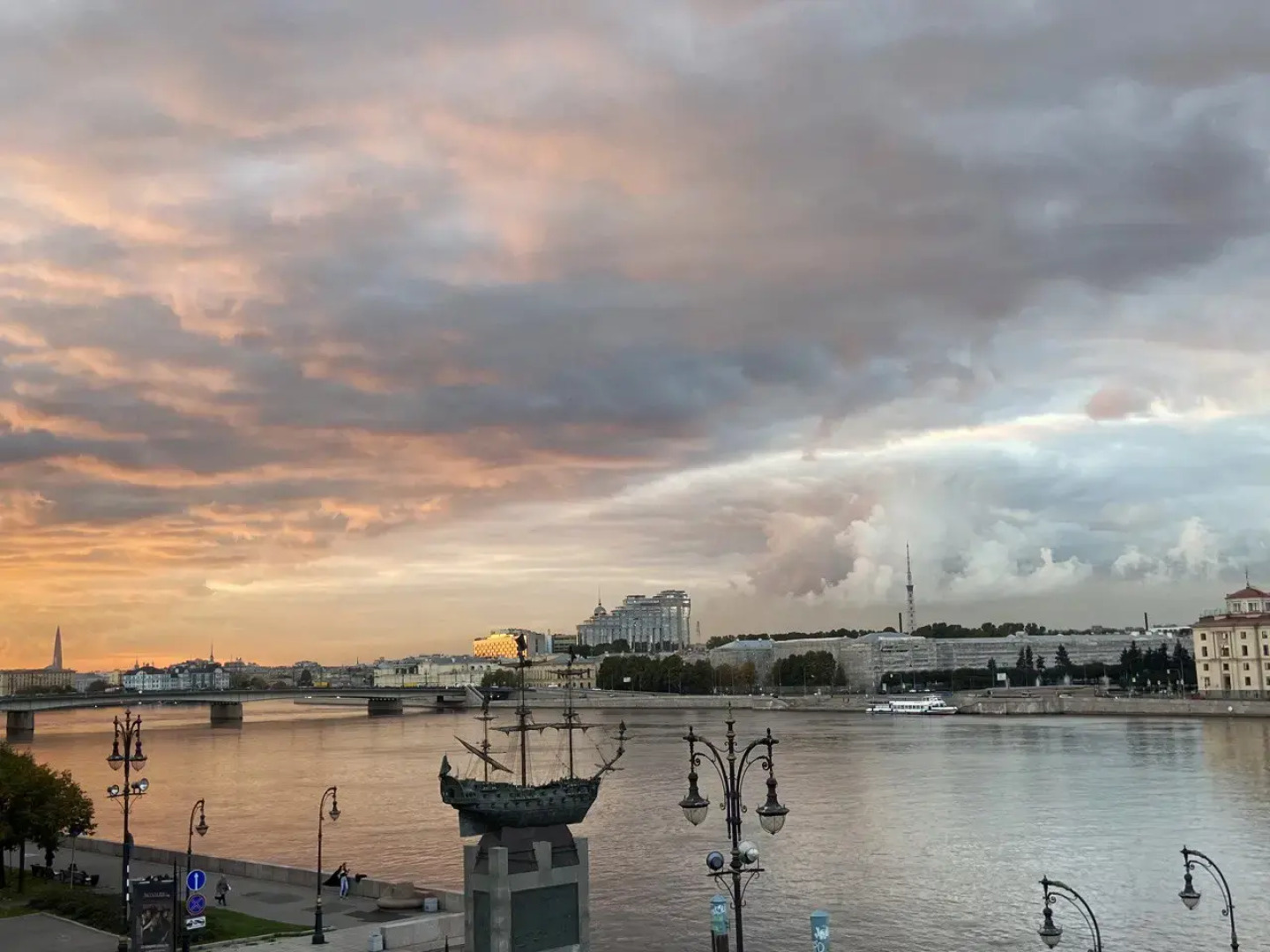 Апартаменты Studio 7 Neva View с видом на Неву