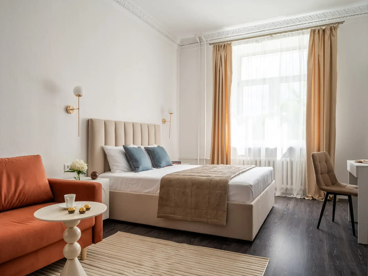 Апартаменты Кварт-Отель, Бережковская Набережная 12