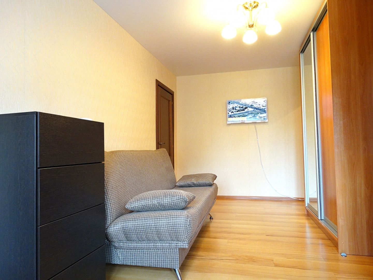 Апартаменты InnDays на Баженова 12