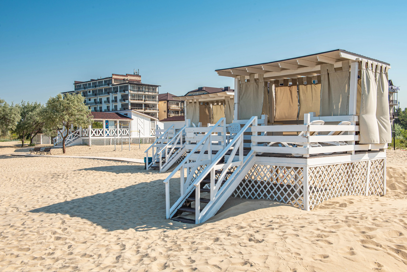 Курортный отель Alean Family Riviera