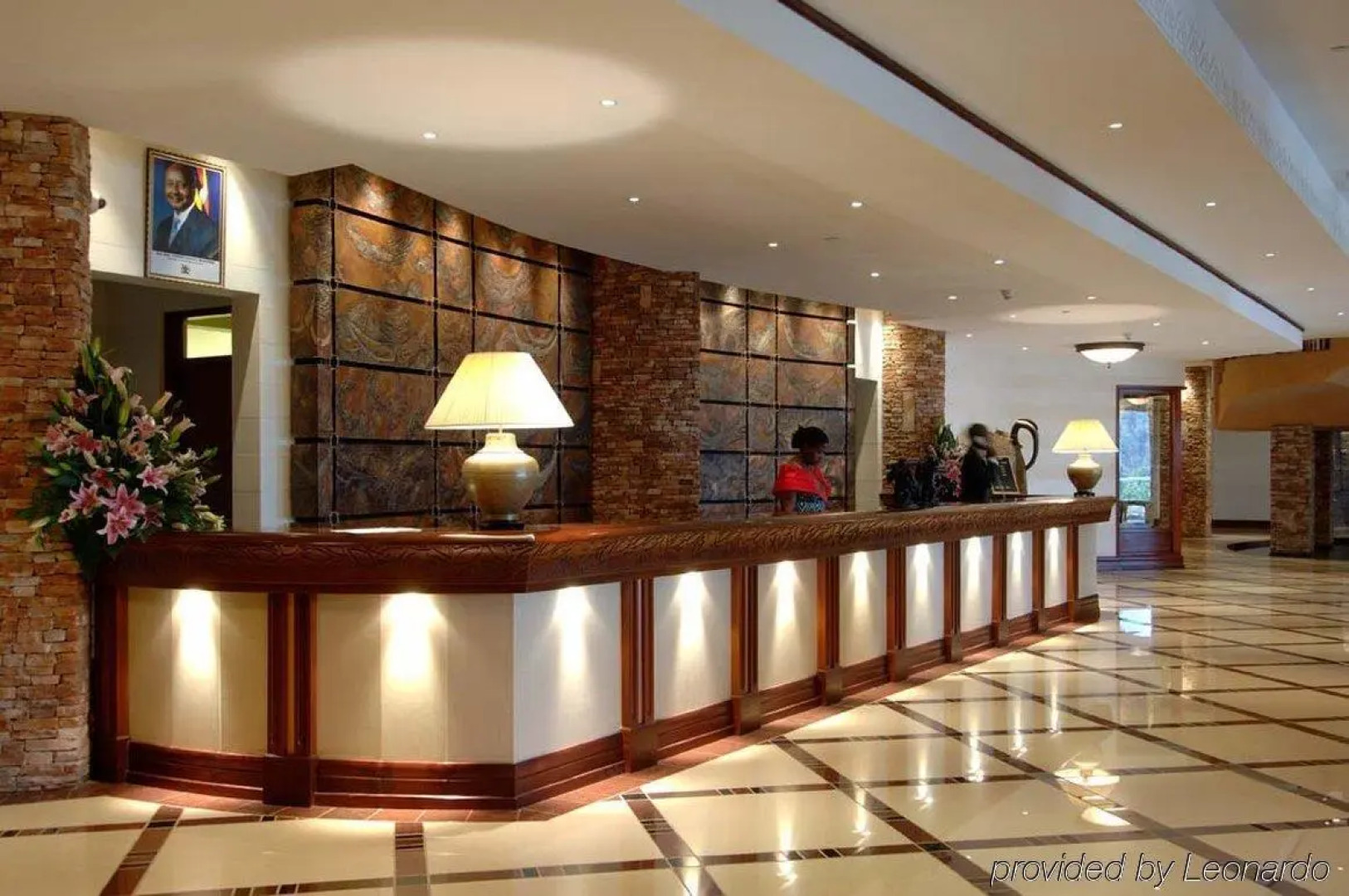 Отель Kampala Serena