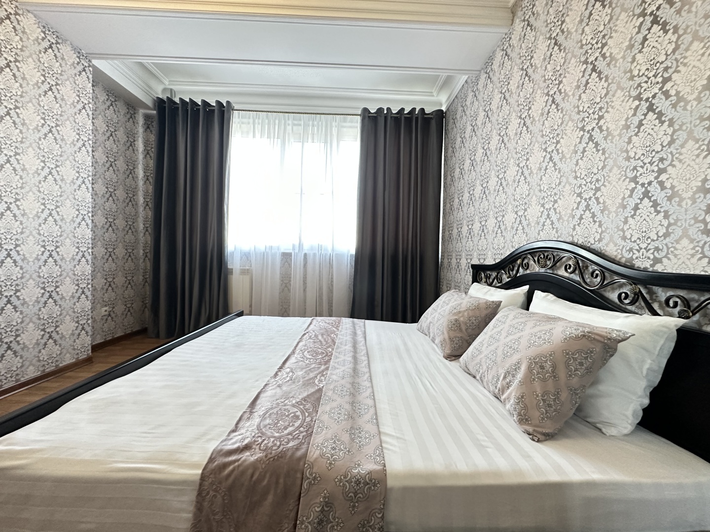 Квартира на проспекте Петра I 121