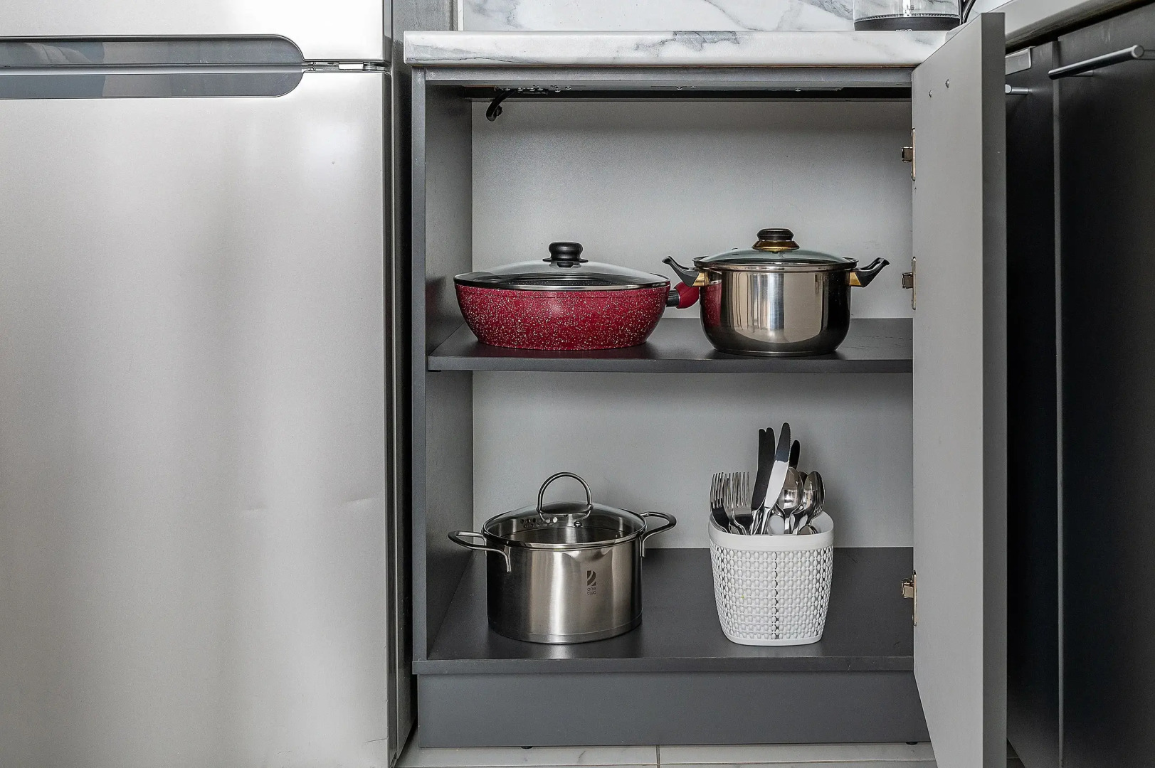 Апартаменты Red Apartments Арт Лайт Сити Форд