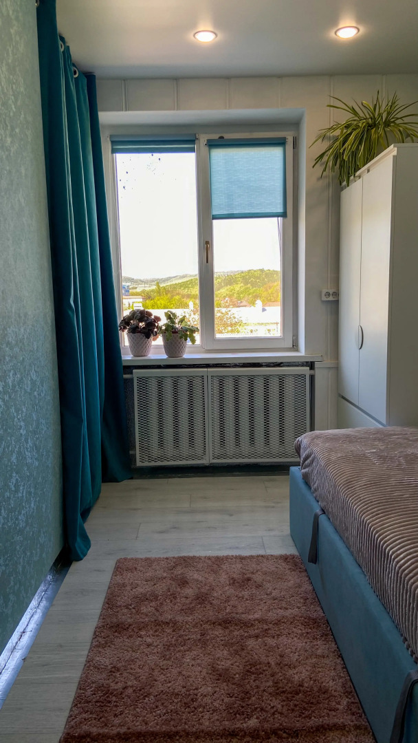 Апартаменты с видом на озеро Абрау