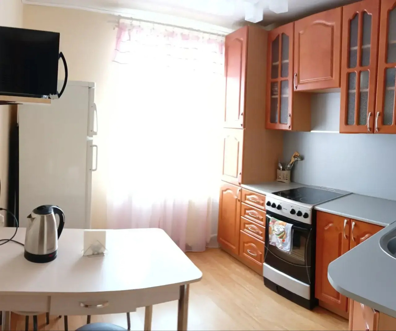 Квартира с видом на реку Россия