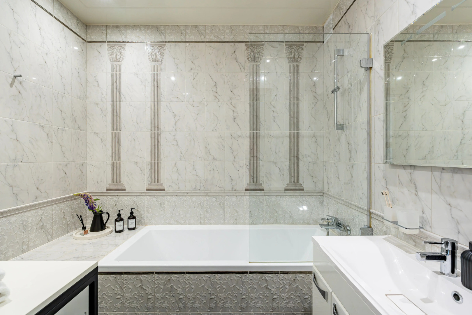 Квартира Antic на Кременчугской Satin Home