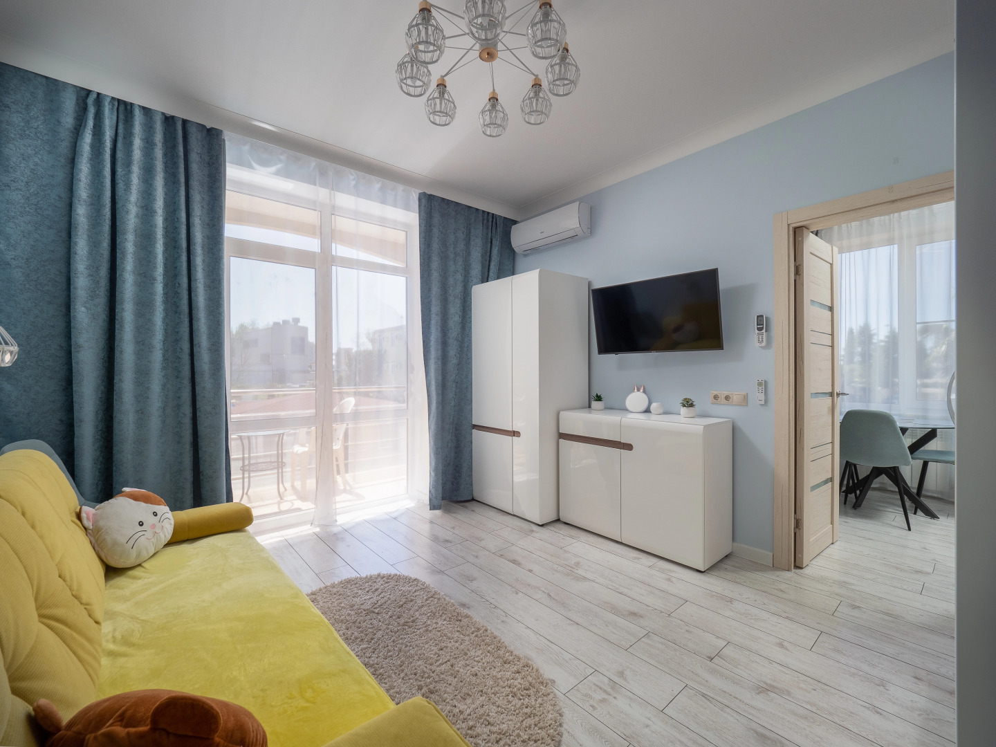 Апартаменты У Моря С Бассейном в ЖК Солнечный апр22